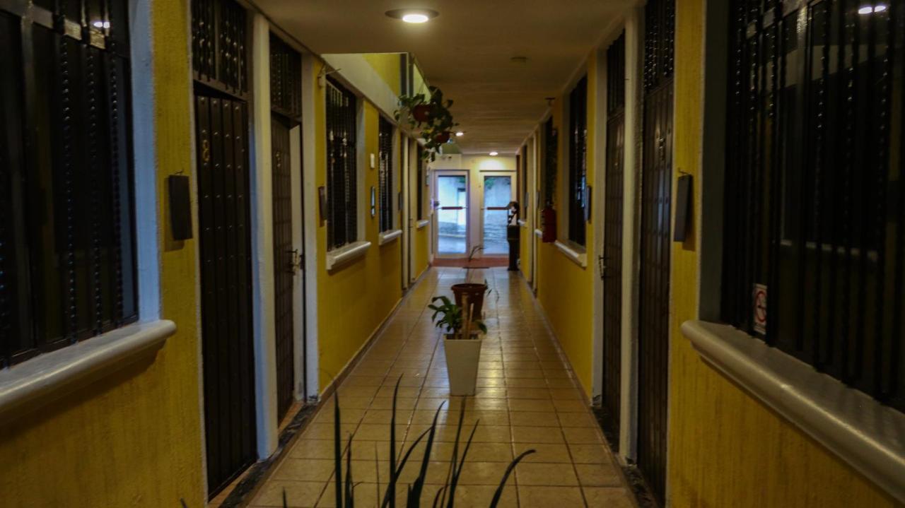 OYO Hotel Las Torres Tehuacán Exterior foto